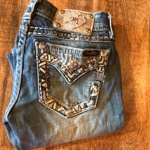 Size 25 miss me jeans. Inseam 31